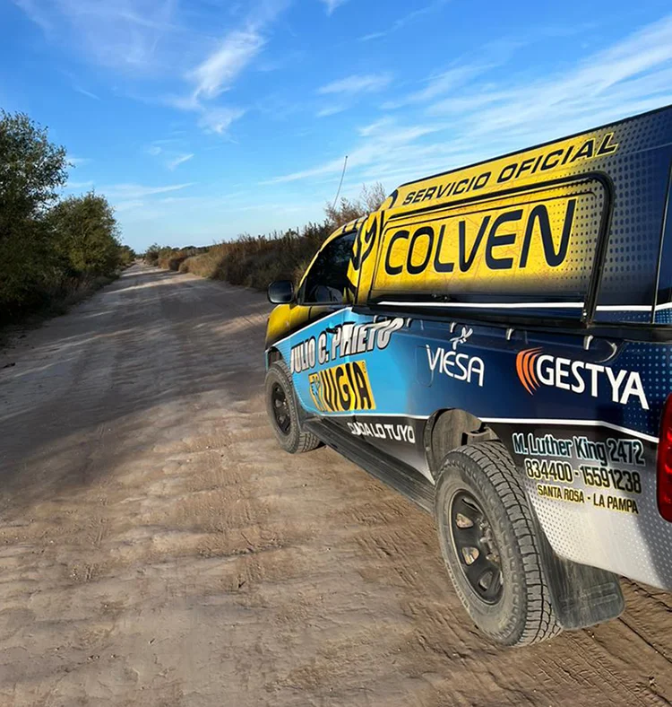 prieto asistencia al campo vehiculo